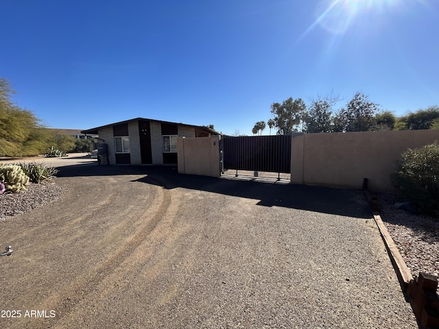 view of front of property