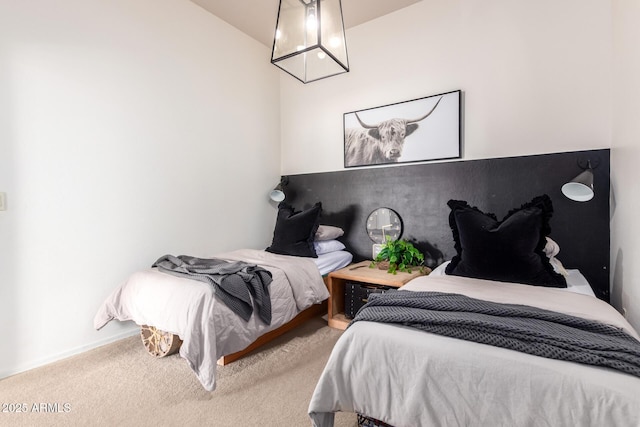 12642 N Mountainside Dr Unit B, Fountain Hills, AZ 85268 - carpeted bedroom featuring vaulted ceiling and baseboards