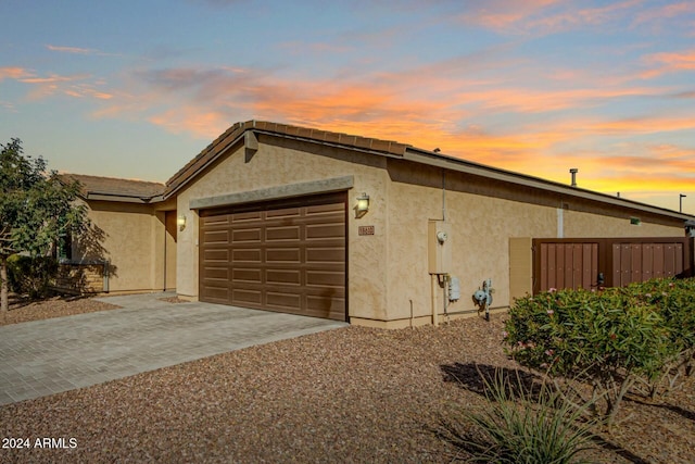 view of front facade featuring a garage