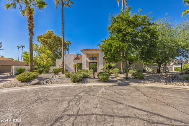 view of front of house