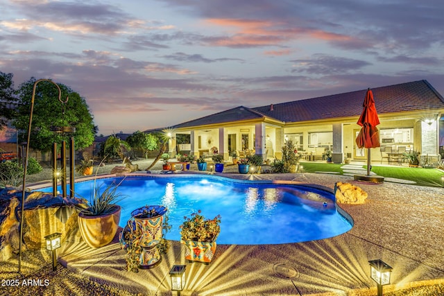 8132 W Hatfield Rd, Peoria, AZ 85383 - swimming pool featuring a patio