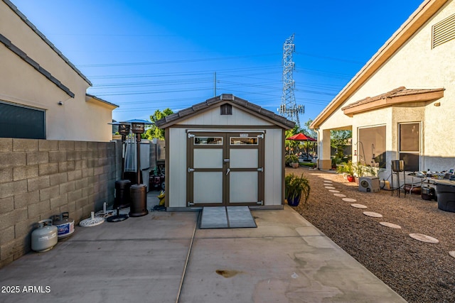 8132 W Hatfield Rd, Peoria, AZ 85383 - view of shed