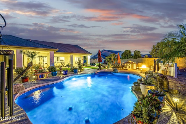 8132 W Hatfield Rd, Peoria, AZ 85383 - swimming pool with a patio area