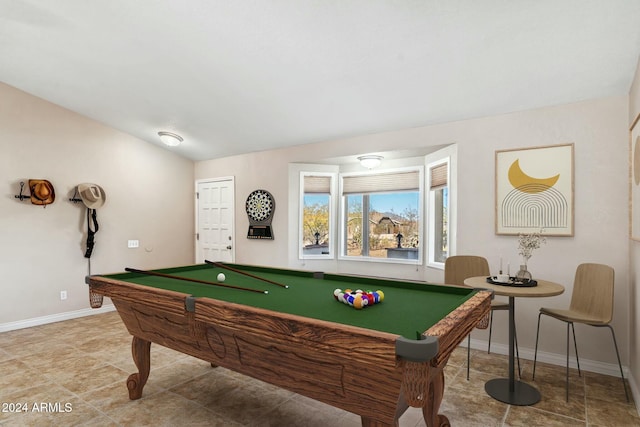 rec room featuring billiards