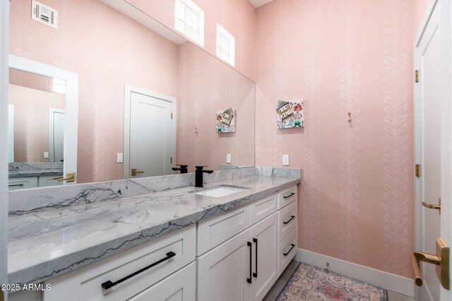 bathroom with vanity