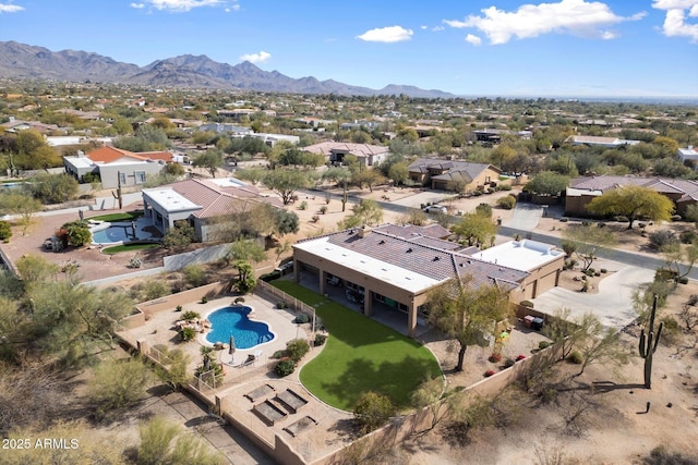 bird's eye view featuring a residential view and a mountain view