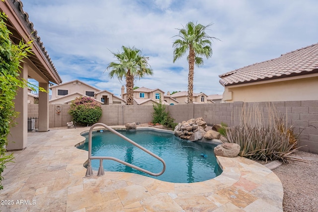 15809 S 31st St, Phoenix, AZ 85048 - view of pool featuring a fenced backyard and a patio area