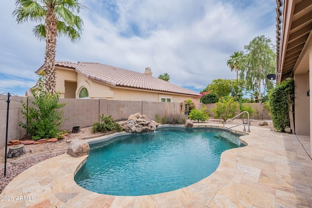 15809 S 31st St, Phoenix, AZ 85048 - view of swimming pool featuring a fenced backyard and a patio area