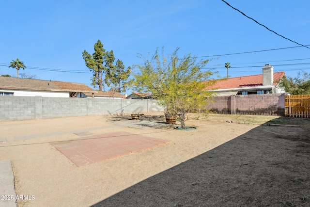 view of yard with a patio area