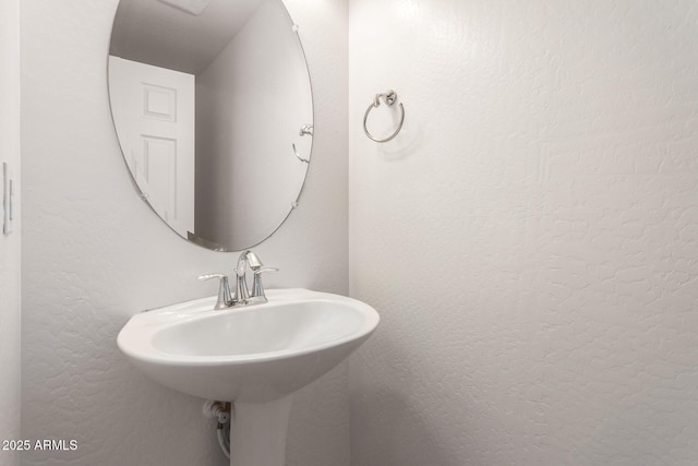 1950 N Center St Unit 115, Mesa, AZ 85201 - bathroom with a sink