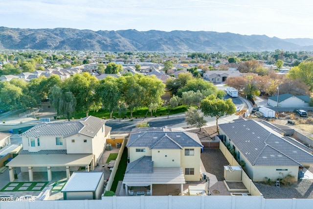 bird's eye view featuring a mountain view