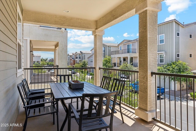 732 W Flintlock Way, Chandler, AZ 85286 - balcony featuring a residential view and outdoor dining space