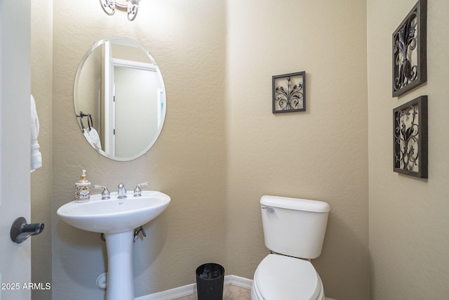 4497 E Ficus Way, Gilbert, AZ 85298 - half bathroom featuring toilet