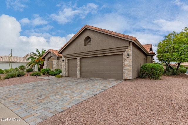 view of front of house featuring a garage