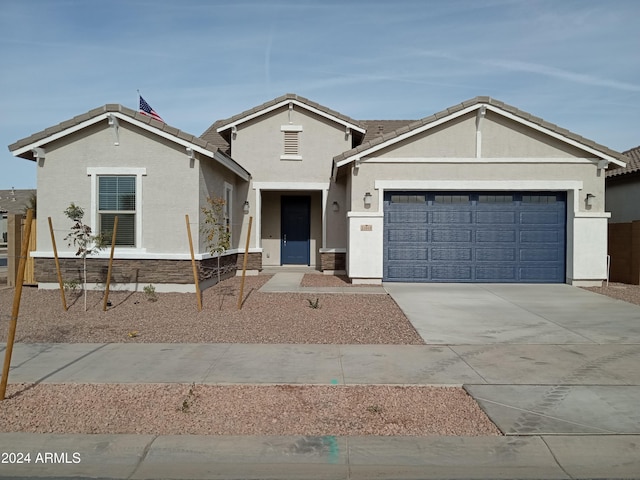 view of front facade featuring a garage