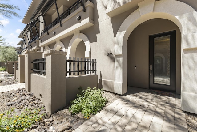 6565 E Thomas Rd Unit 1128, Scottsdale, AZ 85251 - property entrance with stucco siding