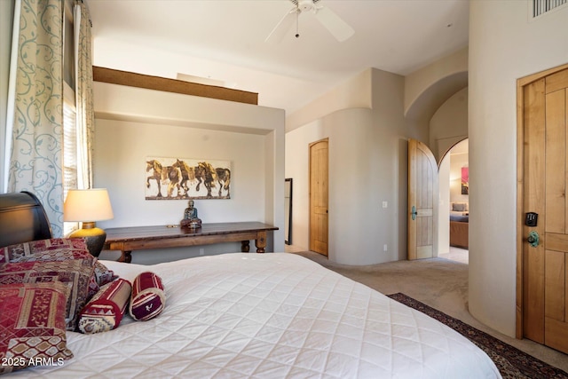 carpeted bedroom featuring ceiling fan