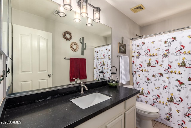 full bathroom with a shower with curtain, visible vents, vanity, and toilet