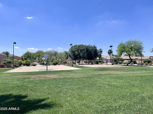 6049 S Wilson Dr, Chandler, AZ 85249 - view of property's community featuring community basketball court, a yard, and volleyball court