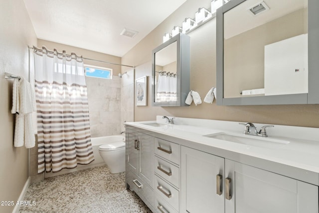 4563 E Libby St, Phoenix, AZ 85032 - full bath featuring double vanity and shower / tub combo