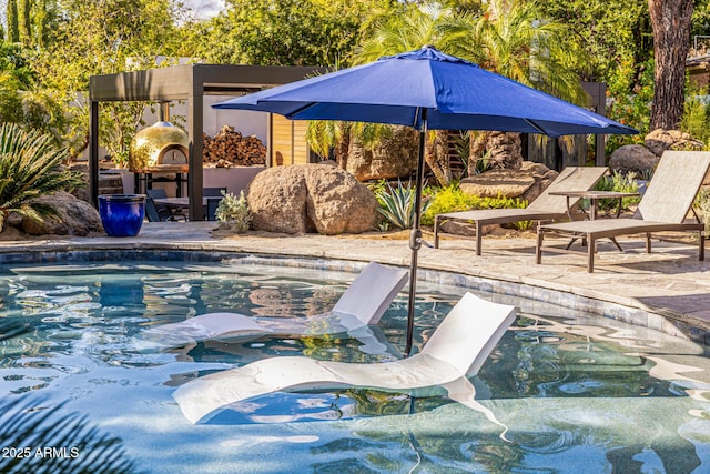 view of outdoor pool