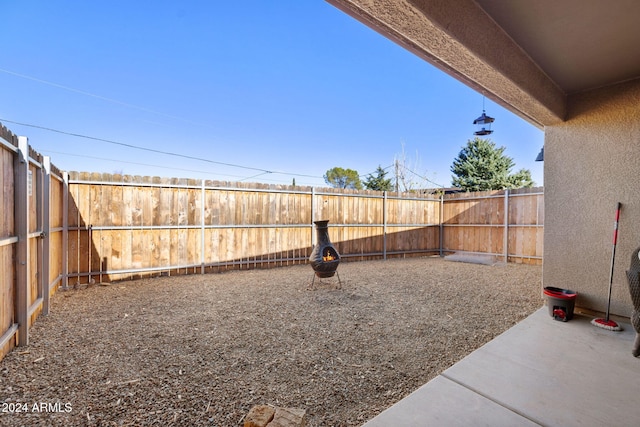 view of yard with a patio