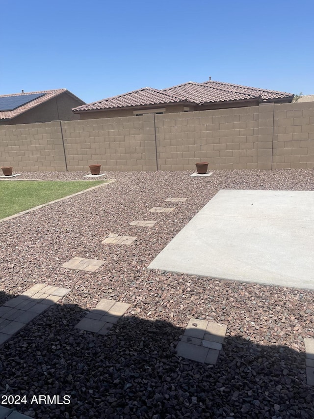 view of yard with a patio area