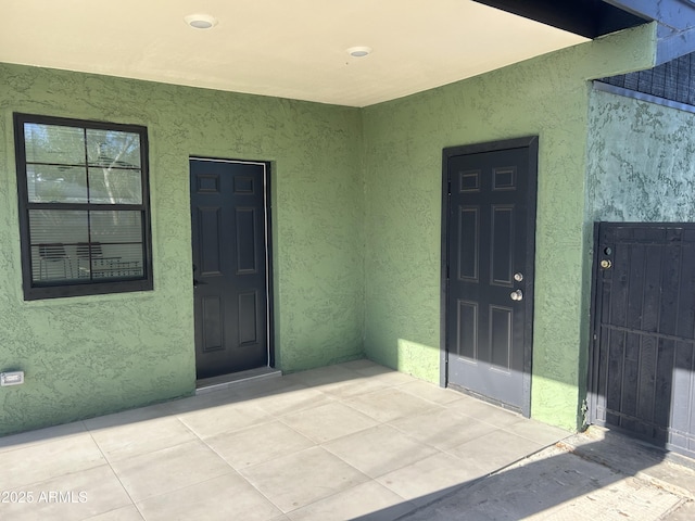 4602 N 47th Ave N, Phoenix, AZ 85031 - view of exterior entry with stucco siding