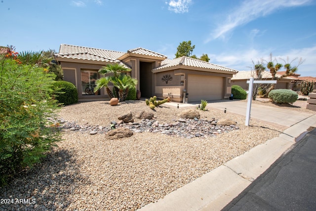 view of front of home featuring a garage