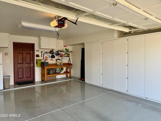 3417 E Mission Ln E, Phoenix, AZ 85028 - garage featuring a garage door opener