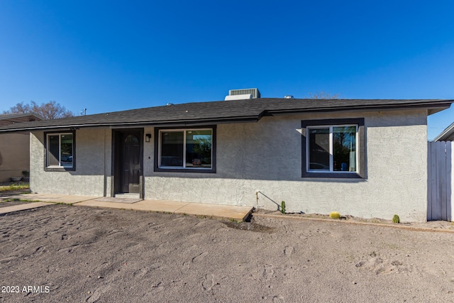 ranch-style home with a patio