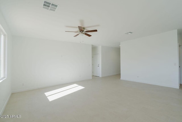 empty room with ceiling fan