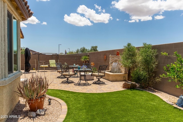 16756 S 181st Ln, Goodyear, AZ 85338 - fenced backyard with a patio