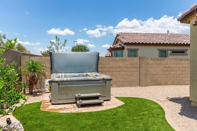 16756 S 181st Ln, Goodyear, AZ 85338 - view of yard with a hot tub