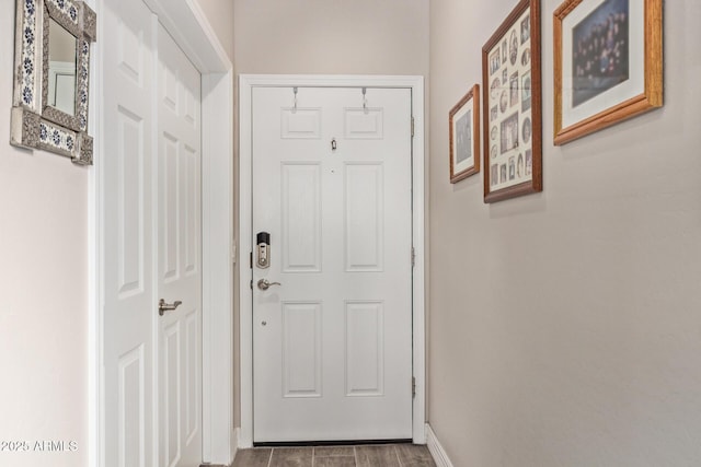 16756 S 181st Ln, Goodyear, AZ 85338 - entryway with baseboards