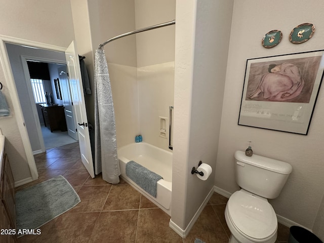 4116 E Sierra Sunset Trl, Cave Creek, AZ 85331 - bathroom featuring tile patterned flooring, baseboards, shower / tub combo with curtain, and toilet