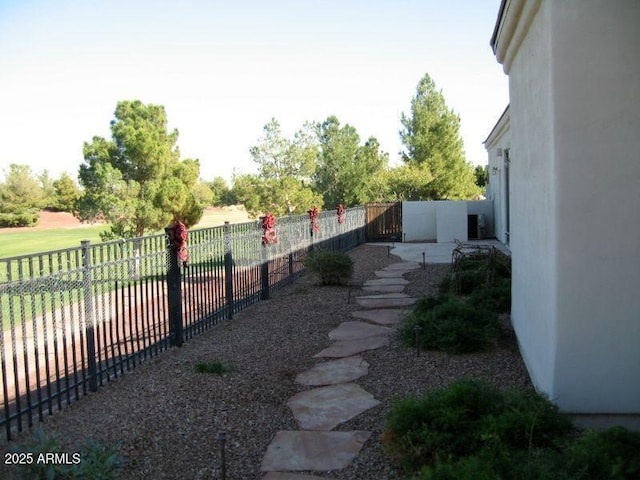 view of yard featuring a fenced backyard