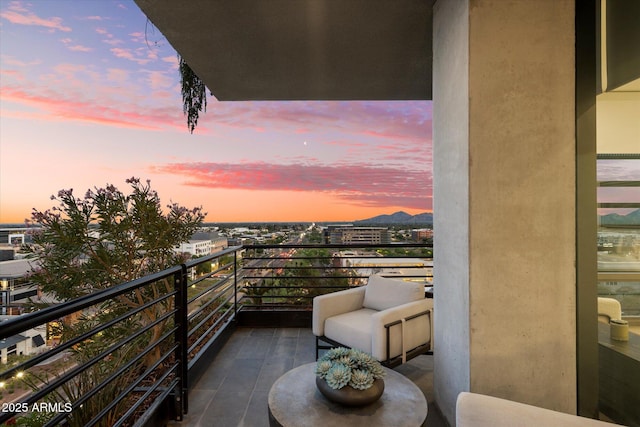 7180 E Kierland Blvd Unit 1116, Scottsdale, AZ 85254 - view of balcony at dusk