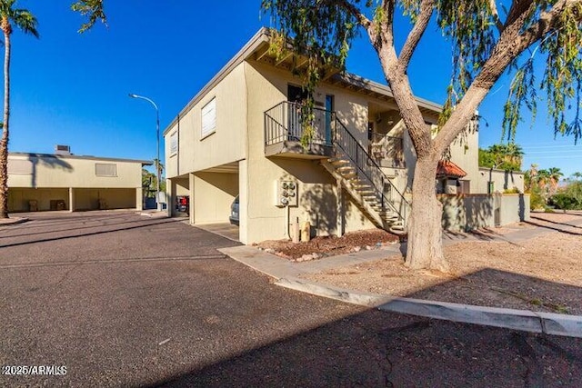 14261 N Oakwood Ln, Fountain Hills, AZ 85268 - exterior space featuring stairway