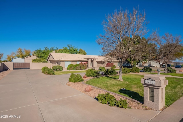 view of front of house with a front yard