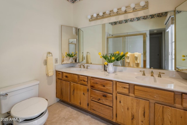 7252 N Central Ave, Phoenix, AZ 85020 - full bath featuring a stall shower, toilet, and double vanity