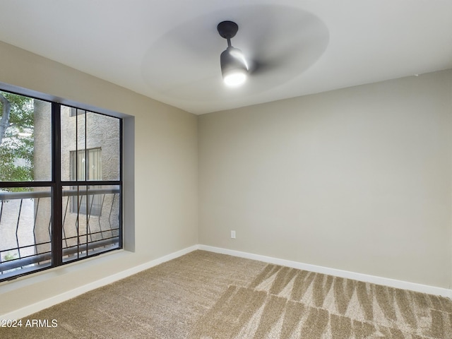 view of carpeted spare room