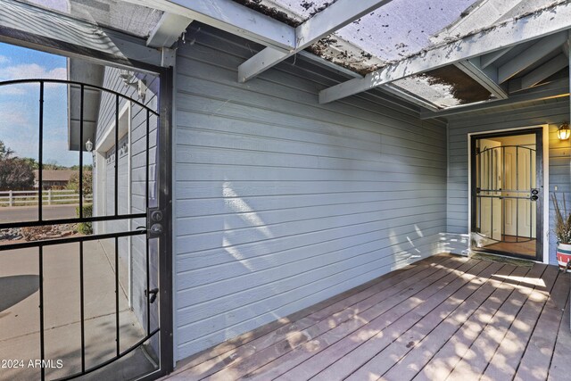 deck featuring fence