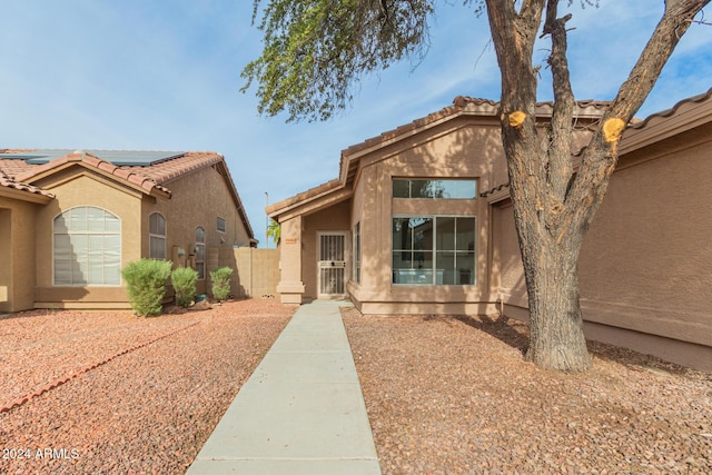 view of front of house