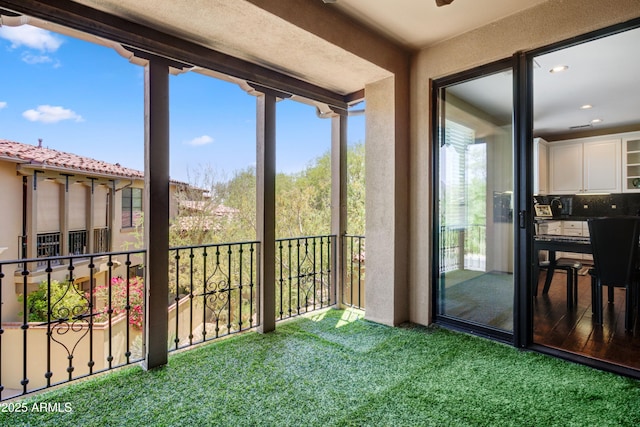 view of unfurnished sunroom