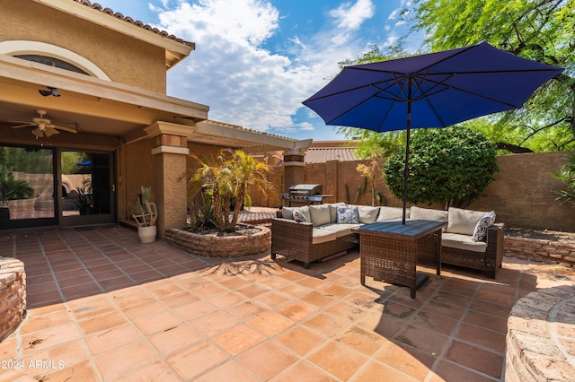 view of patio / terrace with an outdoor hangout area and ceiling fan