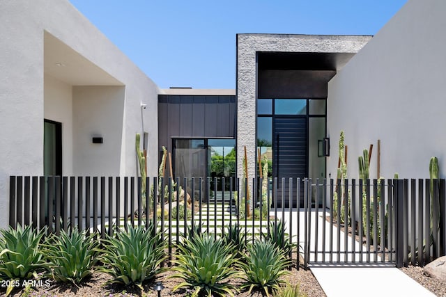 6908 E Cactus Wren Rd, Paradise Valley, AZ 85253 - view of gate