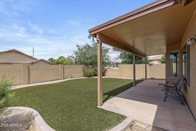 4404 W Ellis St, Laveen, AZ 85339 - view of yard with a patio