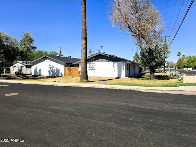 4450 N Longview Ave, Phoenix, AZ 85014 - view of ranch-style home