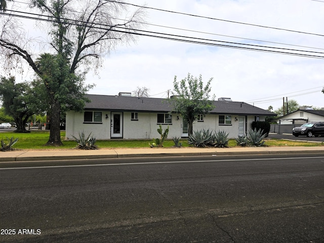 4450 N Longview Ave, Phoenix, AZ 85014 - ranch-style home with stucco siding